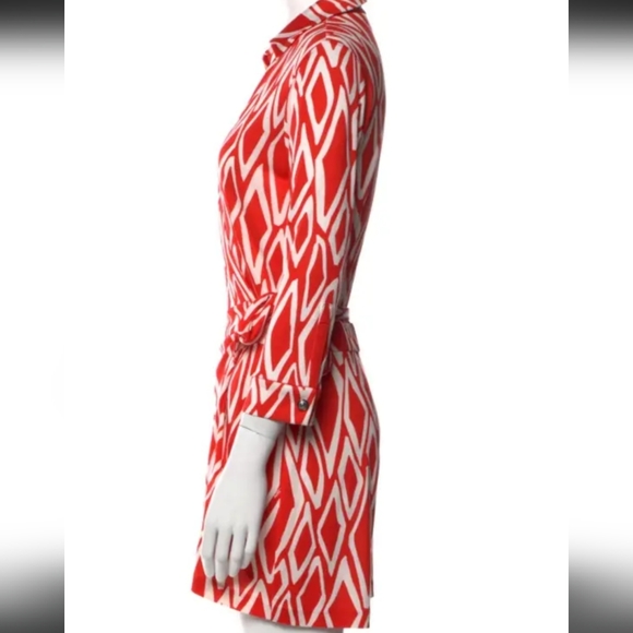 Diana Von Furstenberg Red patterned short dress 🍒 - Picture 2 of 7